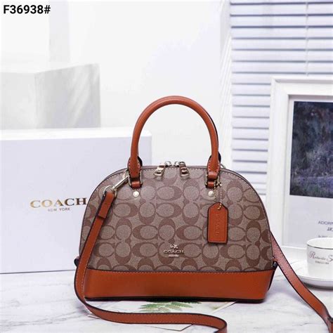 harga tas wanita coach new york